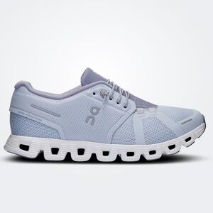 On Cloud 5 shoe